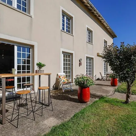 Ferme Du Chateau - De Caractere Holiday home *